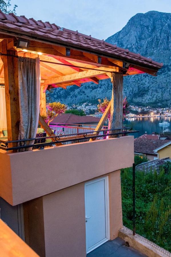 Villa Sun Castle Kotor Exterior foto